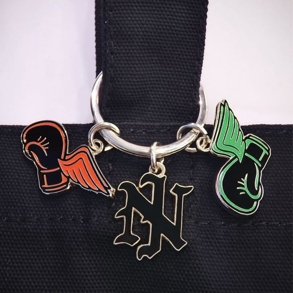 超希少　ルアンポーチャナイ師の陰陽虎　シリアル「9」純銀枠+ステンレスチェーン METAL CHARM [NAGOYA/GLOVE] – MONSTER_NaoyaInoue_OfficialStore