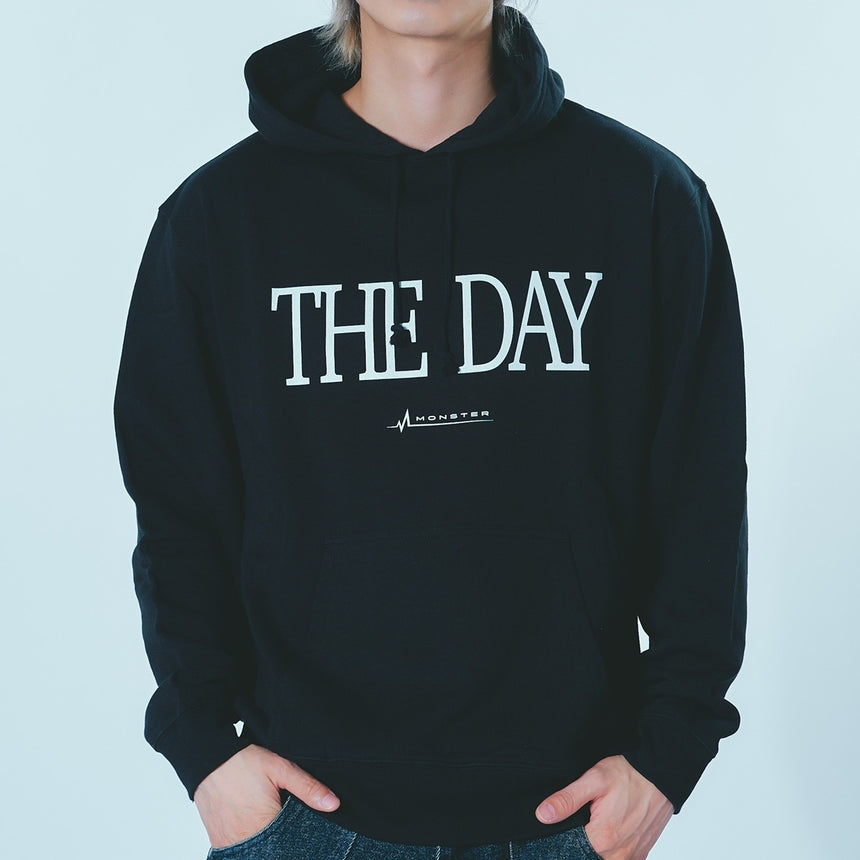 HOODED SWEATSHIRT【THE DAY/MHAK】＜受付期間：～11/8＞